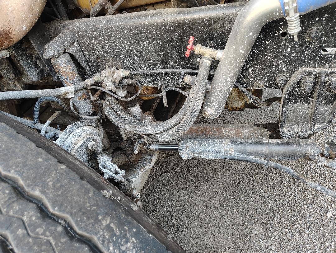 1999 FREIGHTLINER 5-Axle - Image 38